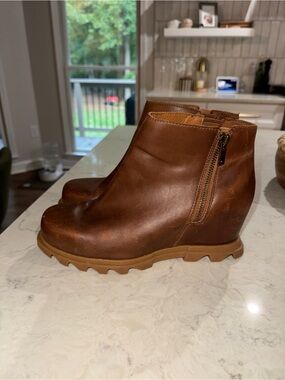 Sorel Tan Leather Platform Clog Mules